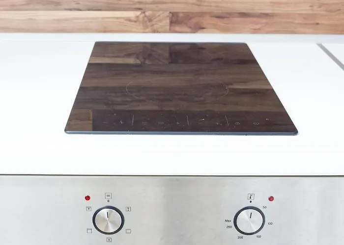 Aleks Sunrise -top Center ,sea Garden