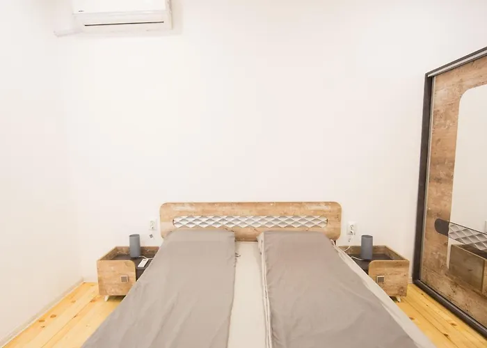 Aleks Sunrise -top Center ,sea Garden Apartment