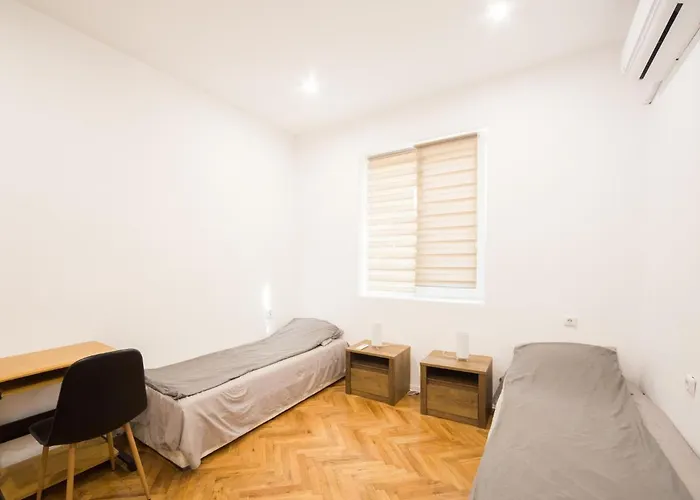 Aleks Sunrise -top Center ,sea Garden