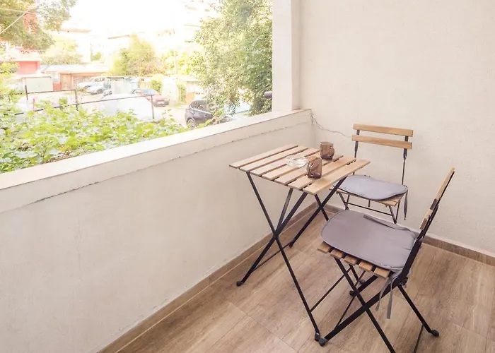 Aleks Sunrise -top Center ,sea Garden *